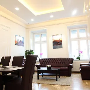 brand-new-apartment-budapest.inbudapesthotels.com/